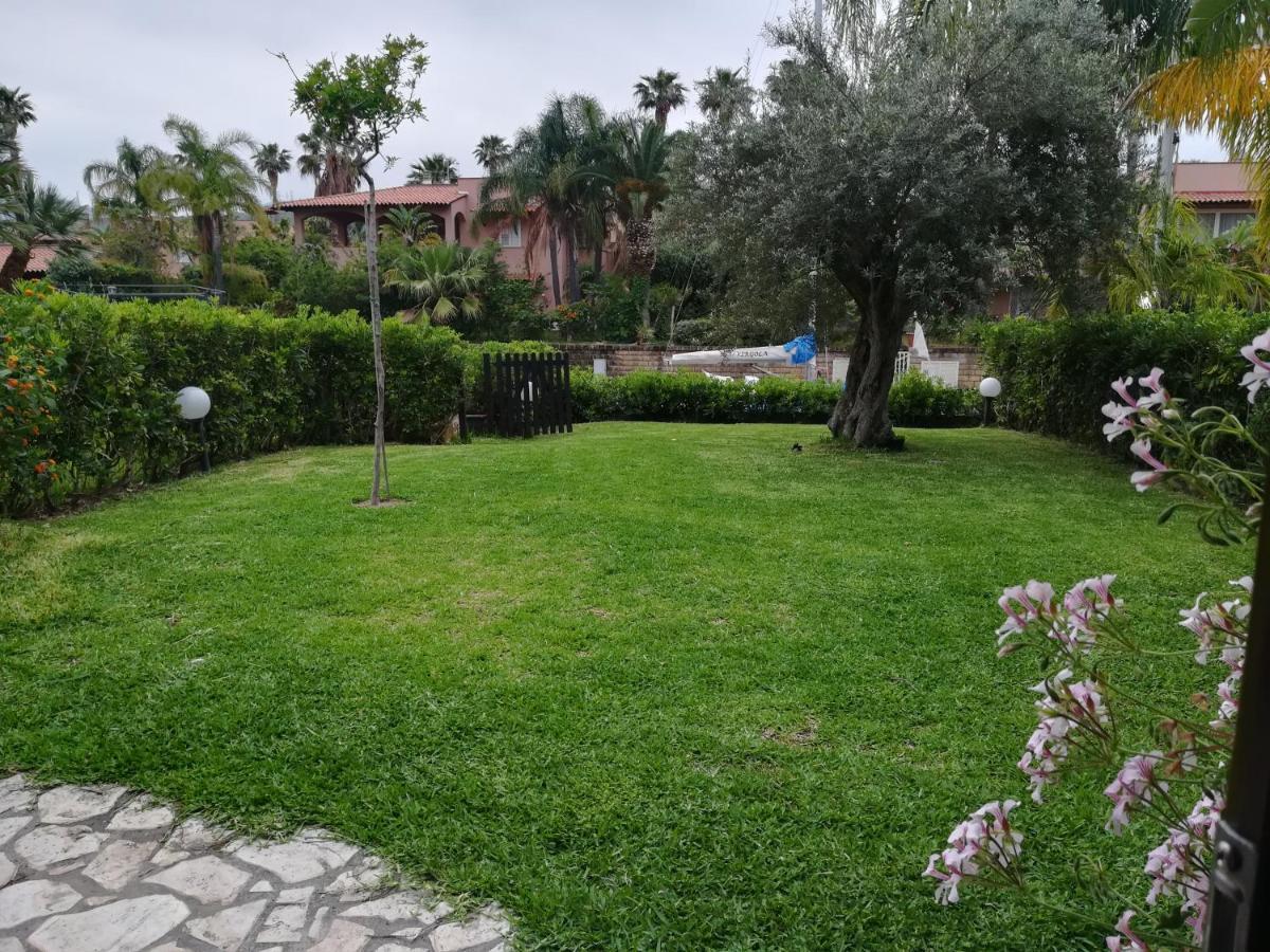 Villetta Su Canale Navigabile Furnari Exteriér fotografie