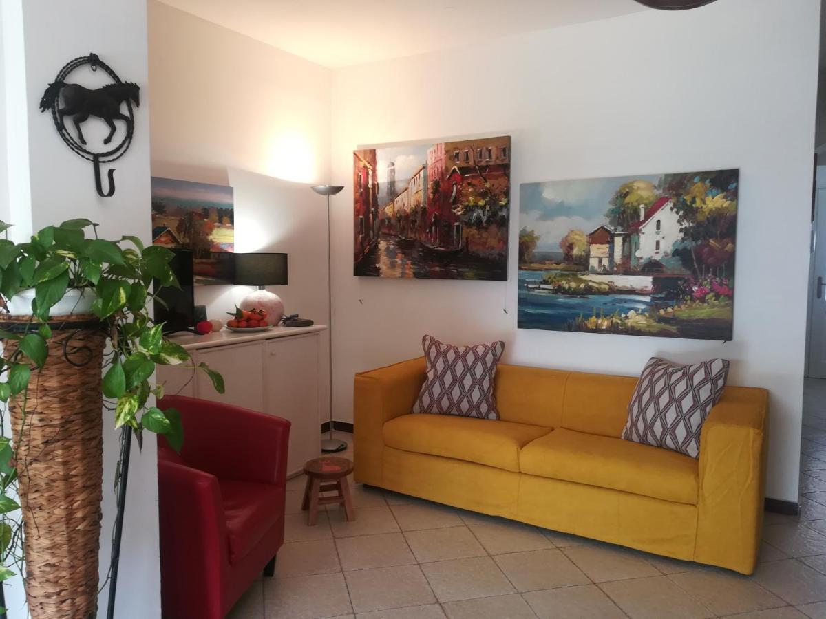 Villetta Su Canale Navigabile Furnari Exteriér fotografie